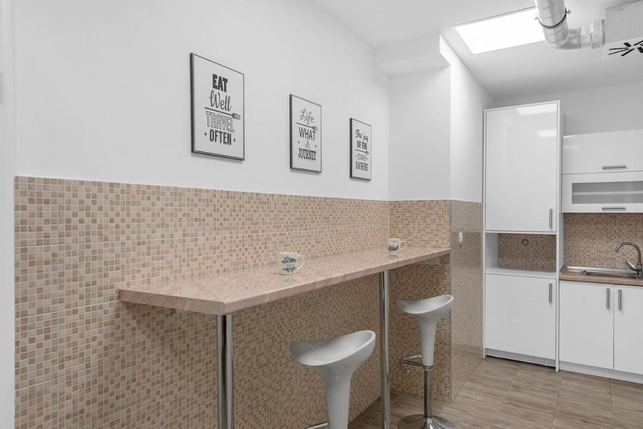 Hostel Elli Σπλιτ Εξωτερικό φωτογραφία