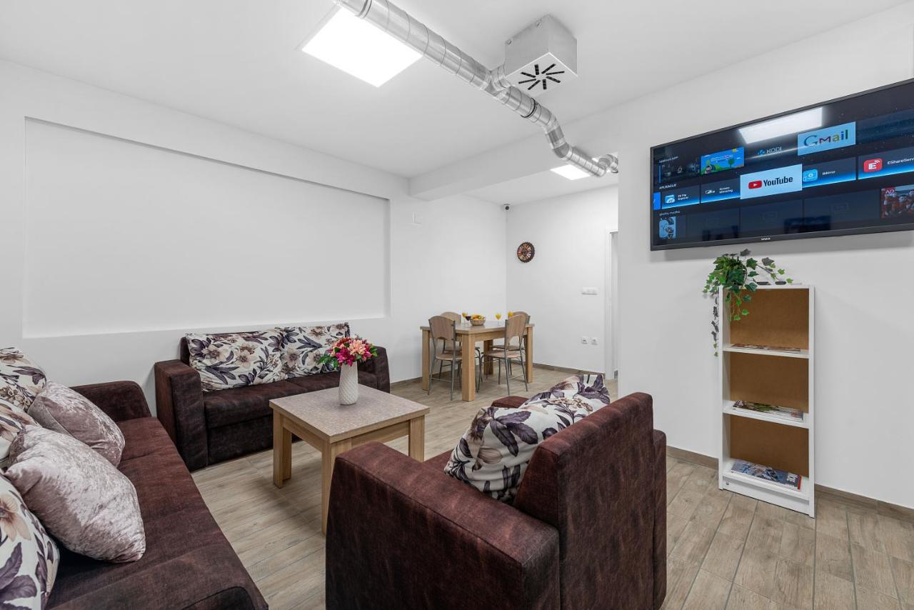 Hostel Elli Σπλιτ Εξωτερικό φωτογραφία